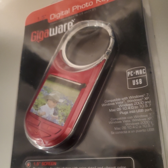 gigaware Cameras, Photo & Video Gigaware 5 Digital Photo Keychain